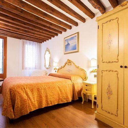 Apartament Ca' Pinelli Wenecja Zewnętrze zdjęcie