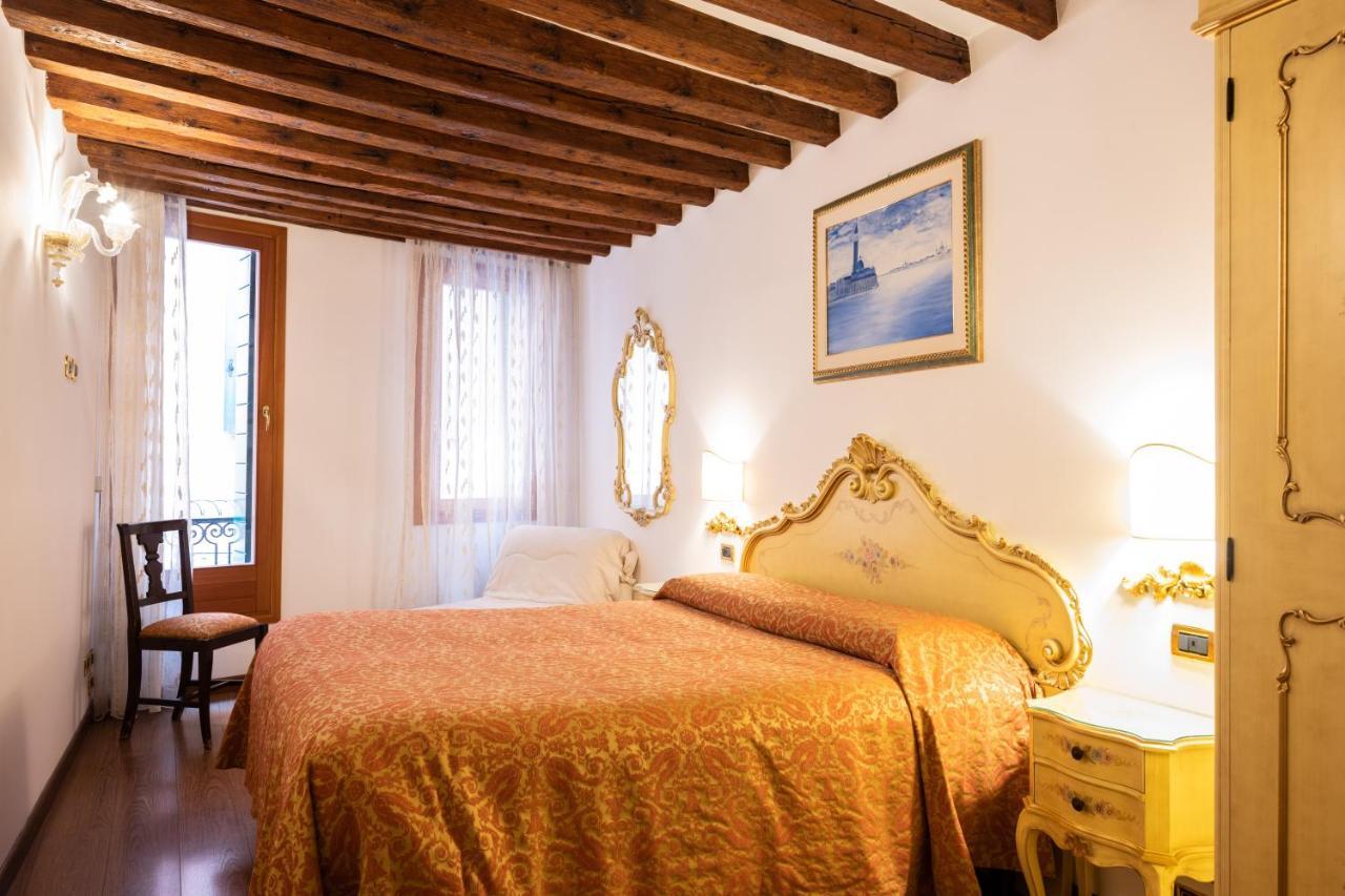 Apartament Ca' Pinelli Wenecja Zewnętrze zdjęcie