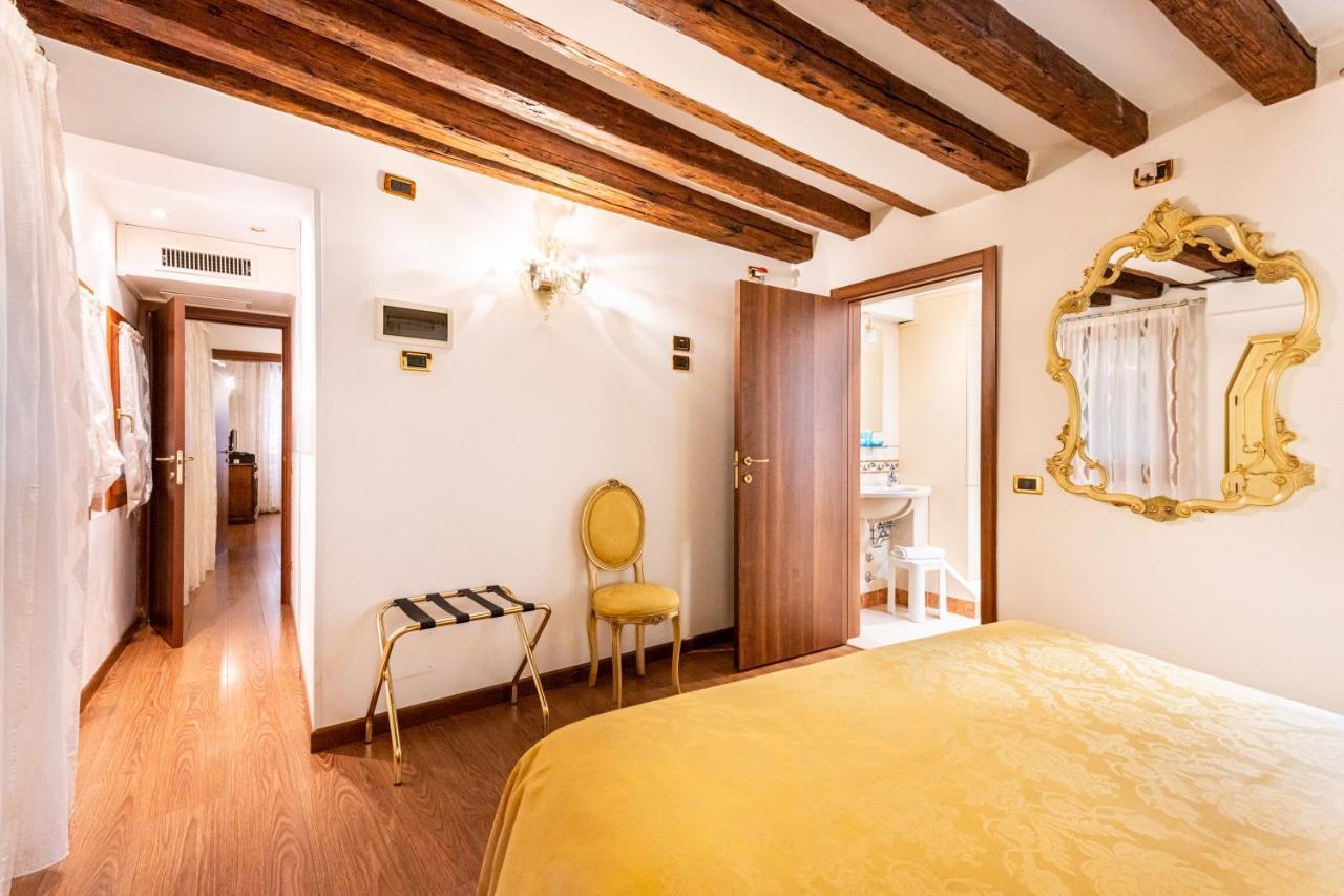 Apartament Ca' Pinelli Wenecja Zewnętrze zdjęcie