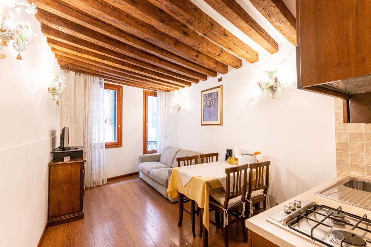 Apartament Ca' Pinelli Wenecja Zewnętrze zdjęcie