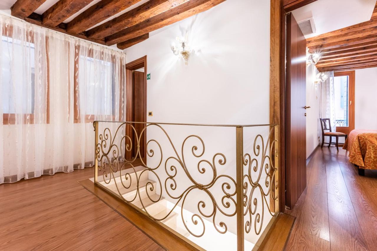 Apartament Ca' Pinelli Wenecja Zewnętrze zdjęcie